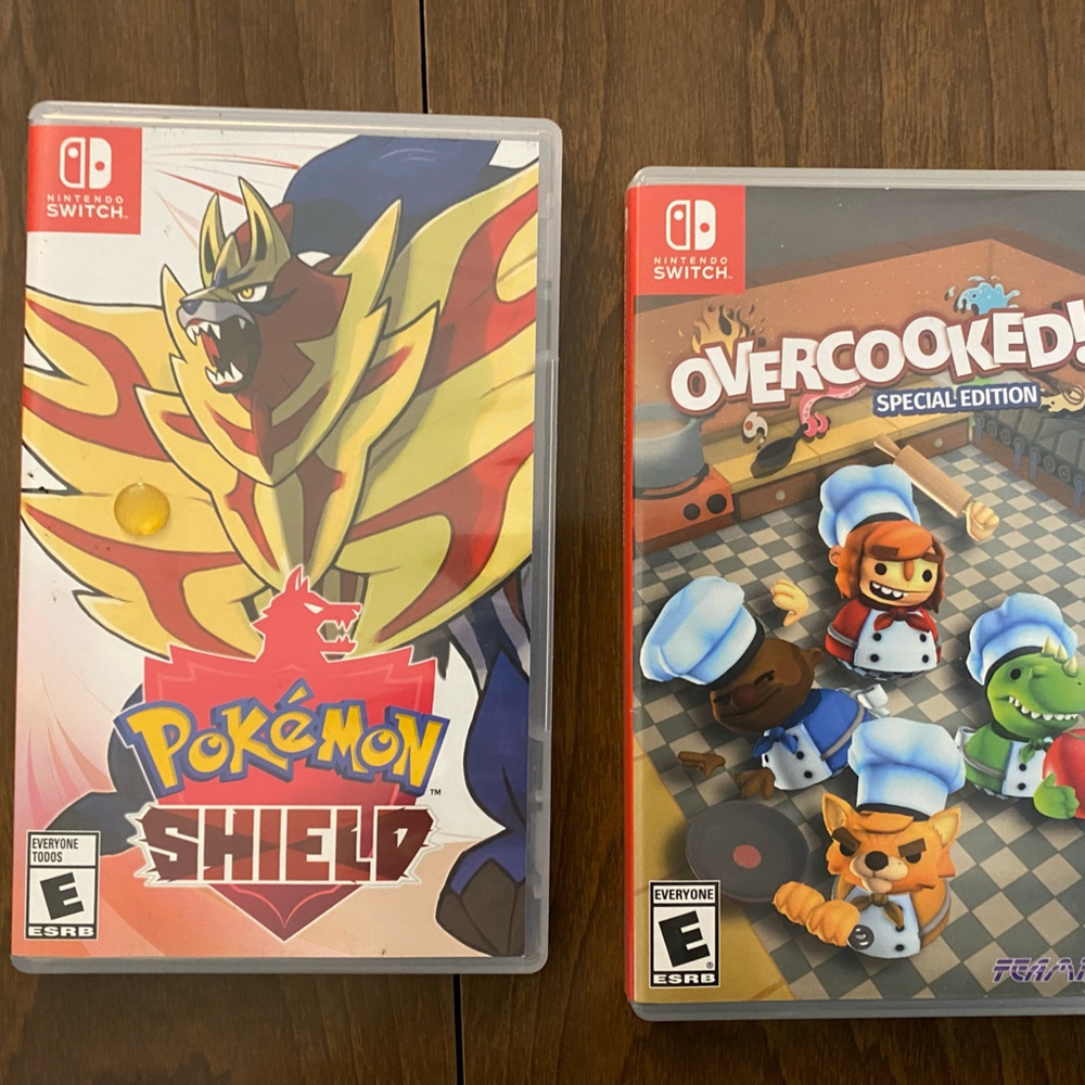 Nintendo Switch Pokémon Shield and Overcooked Bundle